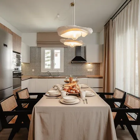 Naxian Nest Penthouse 3br - Walk To Διαμέρισμα Naxos City