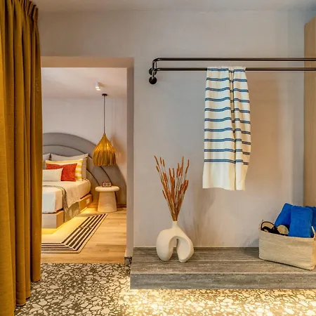 Naxian Nest And Apartment