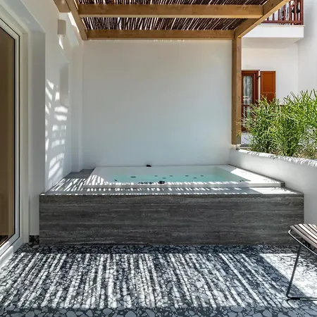 Lejlighed Naxian Nest And