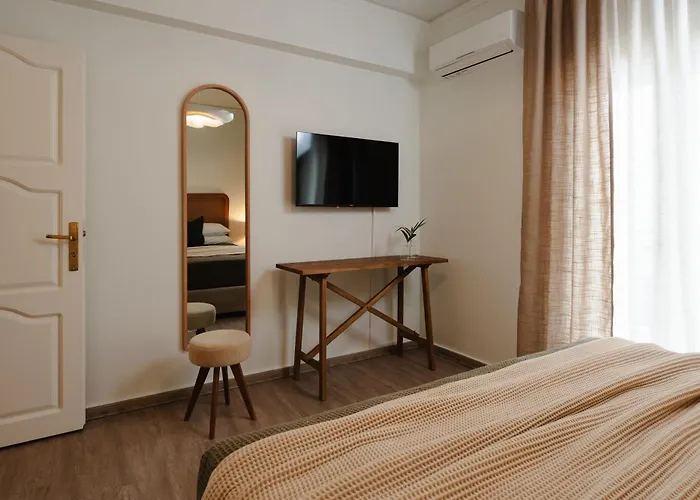 Naxian Nest Penthouse 3br - Walk To