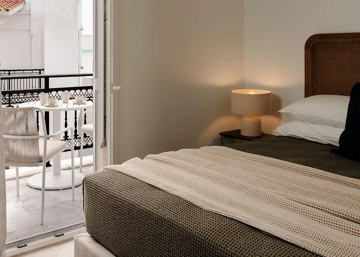 Naxian Nest Penthouse 3br - Walk To Apartment Naxos City