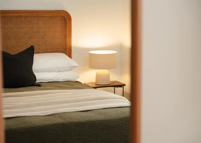 Naxian Nest Penthouse 3br - Walk To *