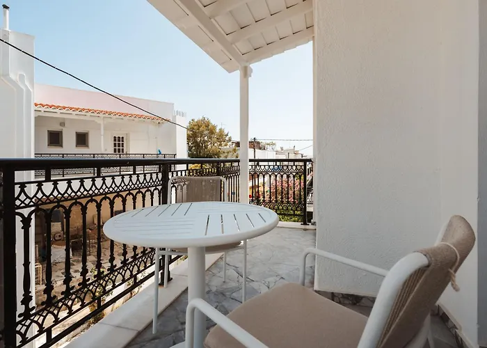 Naxian Nest Penthouse 3br - Walk To * Naxos City